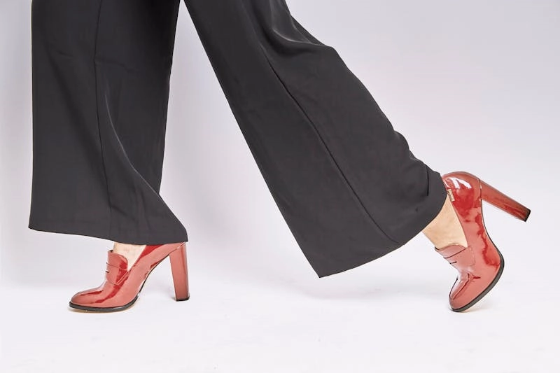 chaussures vernies rouges