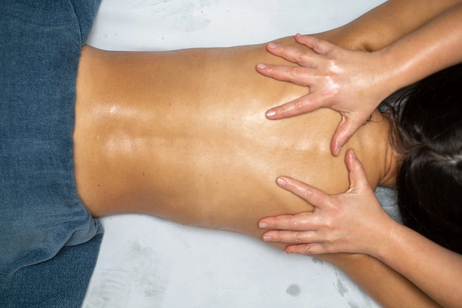 différence entre modelage et massage