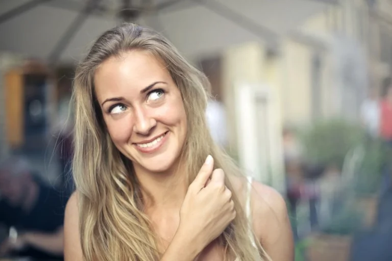 éclaircir ses cheveux facilement