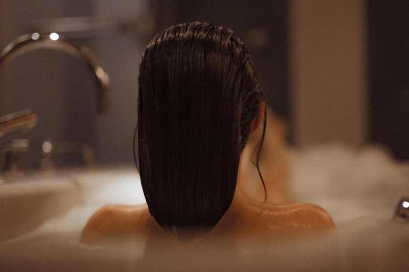 cheveux gras après shampoing
